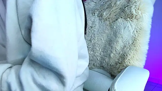 Snapshot of AmyOlimpo chatting on 10.03.25 AmyOlimpo online show from 10.03.25