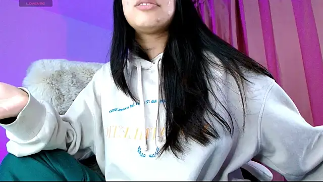 Snapshot of AmyOlimpo chatting on 11.12.25 AmyOlimpo online show from 11.12.25