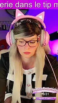 Kittychatte online show from 04.22.26