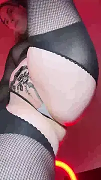 KissMissAngela online show from 11.28.25