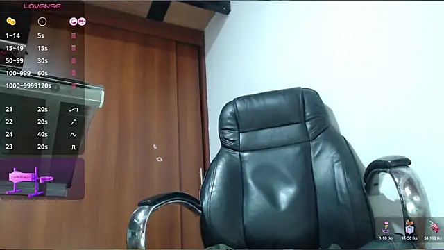 Snapshot of abby_taylor chatting on 10.20.25 abby taylor online show from 10.20.25