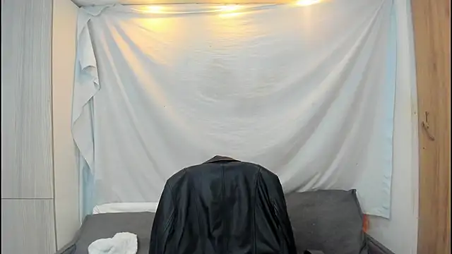 Mhelanny2 online show from 01.12.26