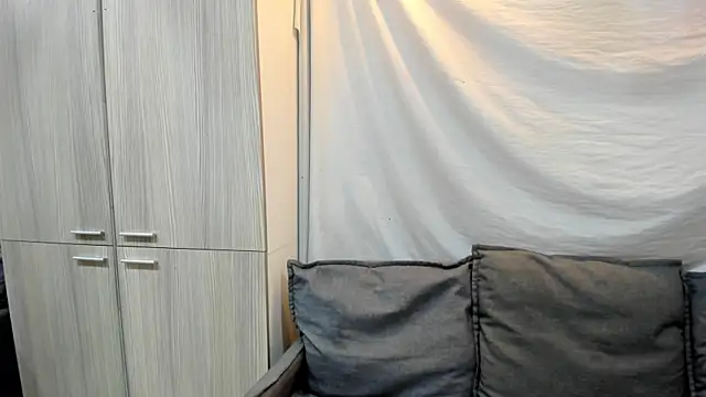 Mhelanny2 online show from 04.03.26