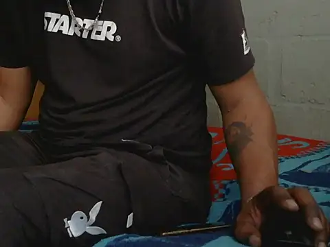 Snapshot of Dillon455669 chatting on 11.16.25 Dillon455669 online show from 11.16.25