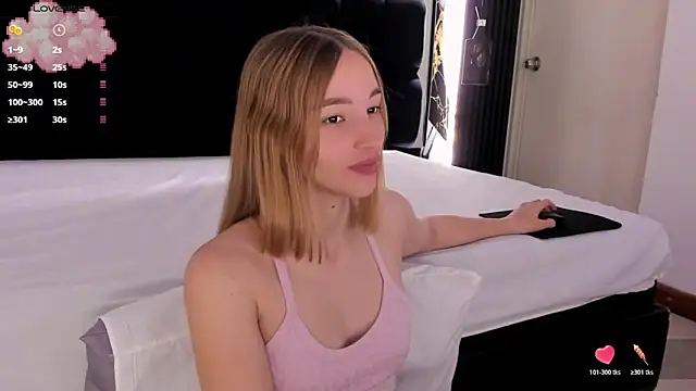 WhiteSun 01 online show from 10.21.25