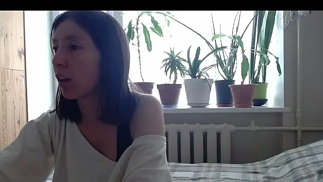 Snapshot of Sophi_Cute chatting on 02.20.25 Sophi Cute online show from 02.20.25
