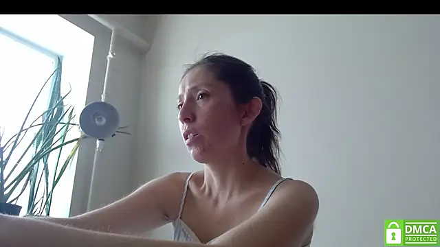 Sophi Cute online show from 09.28.25