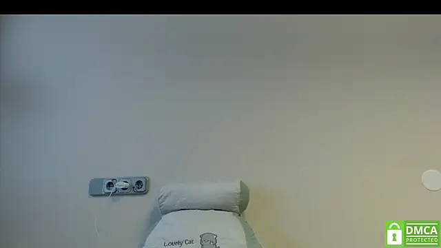 Sophi Cute online show from 11.22.25