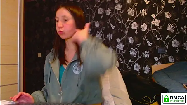 Sophi Cute online show from 02.08.26