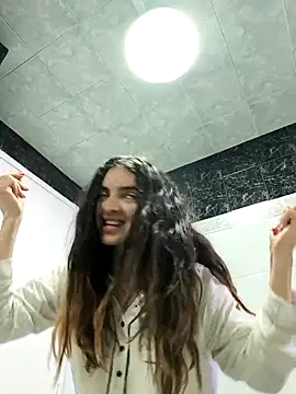 Sam Sara online show from 10.08.25