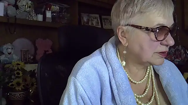 SweetCherry27 online show from 10.15.25