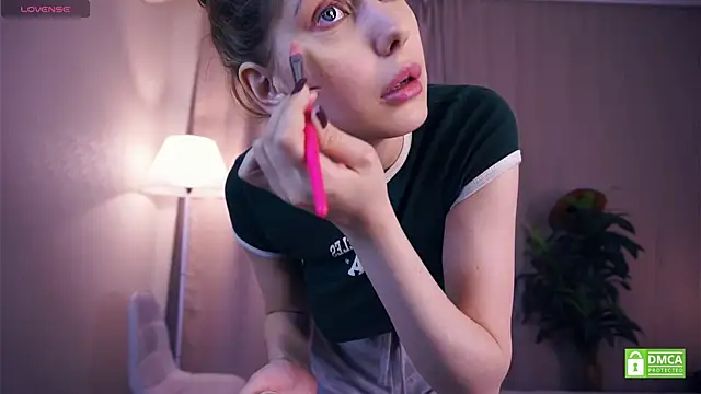 SofyBruno online show from 10.15.25