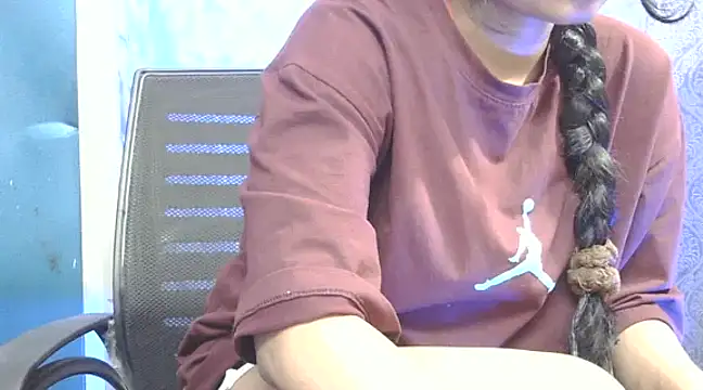 Snapshot of Supriya201 chatting on 01.28.25 Supriya201 online show from 01.28.25