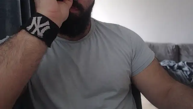 hugemachohandsome online show from 10.16.25