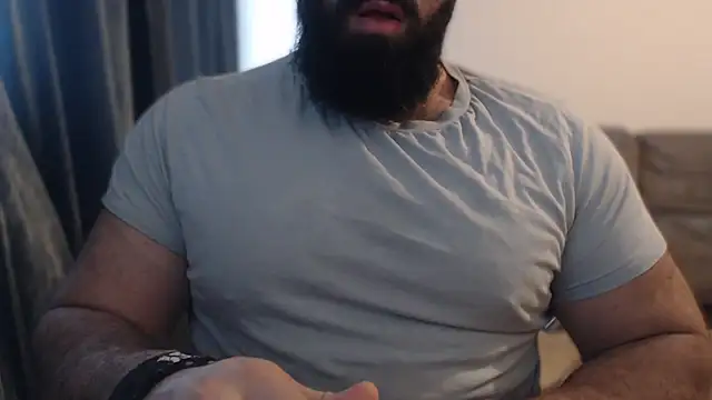 hugemachohandsome online show from 11.15.25