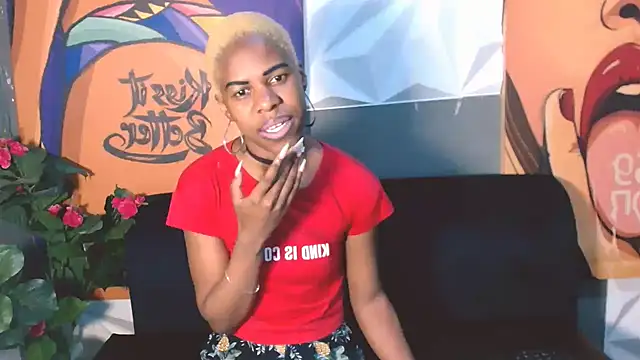 Snapshot of Ebonystormxxx chatting on 10.25.25 Ebonystormxxx online show from 10.25.25