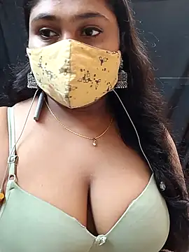 Sophiaboudi online show from 10.05.25