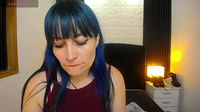 alicia moom online show from 12.30.24