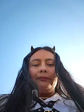 Snapshot of bellapaty chatting on 10.14.25 bellapaty online show from 10.14.25