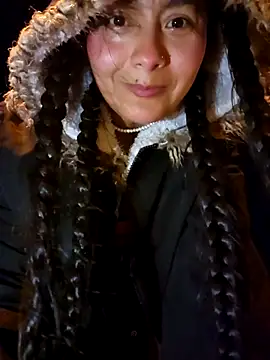 Snapshot of bellapaty chatting on 10.17.25 bellapaty online show from 10.17.25