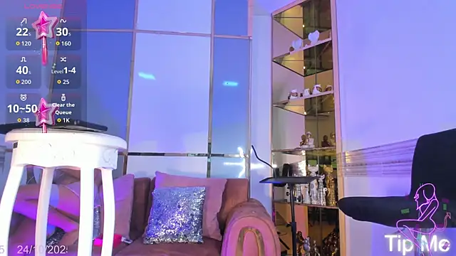 EmmaHills Sex online show from 10.24.25