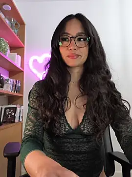 Snapshot of Naughty-Jessie chatting on 02.07.26 Naughty-Jessie online show from 02.07.26