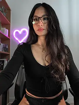 Snapshot of Naughty-Jessie chatting on 02.21.26 Naughty-Jessie online show from 02.21.26