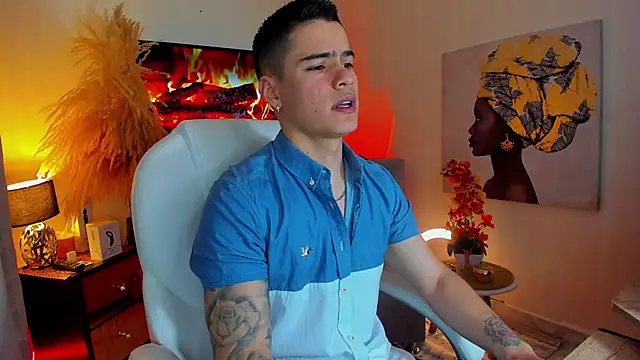 Snapshot of Matias_Murrier chatting on 12.26.24 Matias Murrier online show from 12.26.24