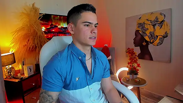 Snapshot of Matias_Murrier chatting on 12.26.24 Matias Murrier online show from 12.26.24