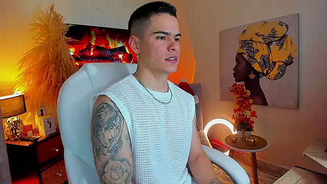 Snapshot of Matias_Murrier chatting on 12.29.24 Matias Murrier online show from 12.29.24