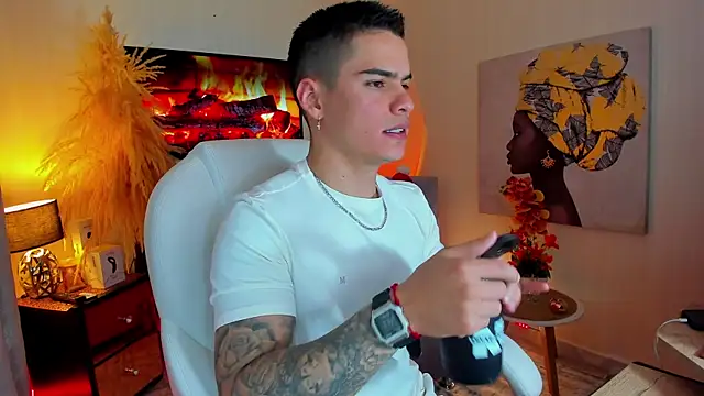 Snapshot of Matias_Murrier chatting on 01.02.25 Matias Murrier online show from 01.02.25