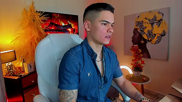 Snapshot of Matias_Murrier chatting on 01.04.25 Matias Murrier online show from 01.04.25