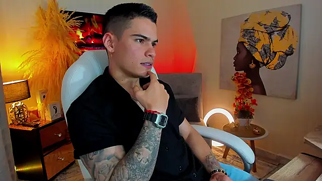 Snapshot of Matias_Murrier chatting on 01.10.25 Matias Murrier online show from 01.10.25