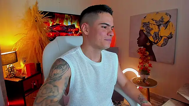 Snapshot of Matias_Murrier chatting on 01.31.25 Matias Murrier online show from 01.31.25