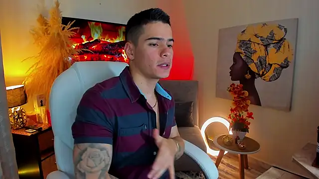 Snapshot of Matias_Murrier chatting on 02.13.25 Matias Murrier online show from 02.13.25