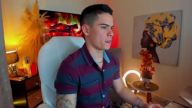 Snapshot of Matias_Murrier chatting on 02.13.25 Matias Murrier online show from 02.13.25