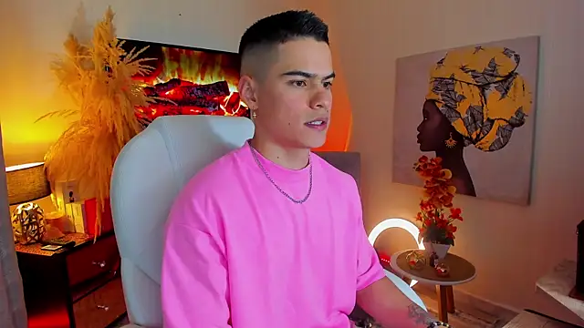 Snapshot of Matias_Murrier chatting on 02.14.25 Matias Murrier online show from 02.14.25