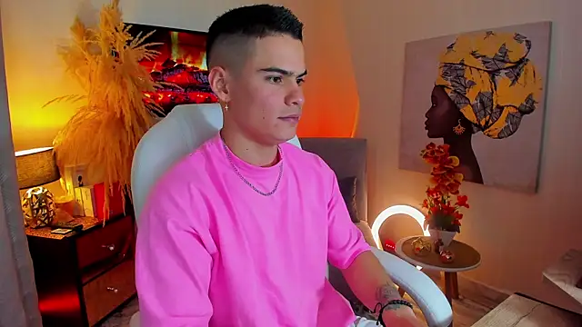 Snapshot of Matias_Murrier chatting on 02.14.25 Matias Murrier online show from 02.14.25