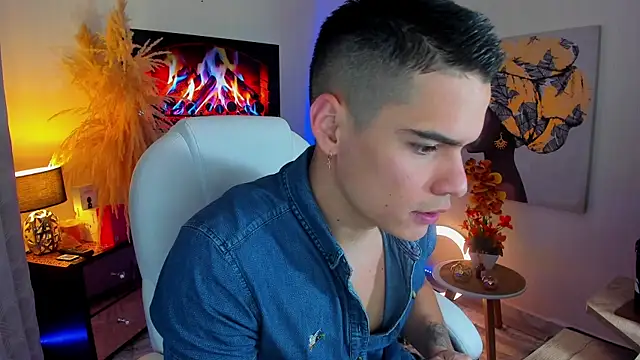 Snapshot of Matias_Murrier chatting on 02.17.25 Matias Murrier online show from 02.17.25