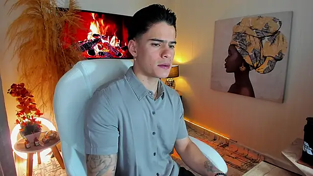 Snapshot of Matias_Murrier chatting on 10.14.25 Matias Murrier online show from 10.14.25