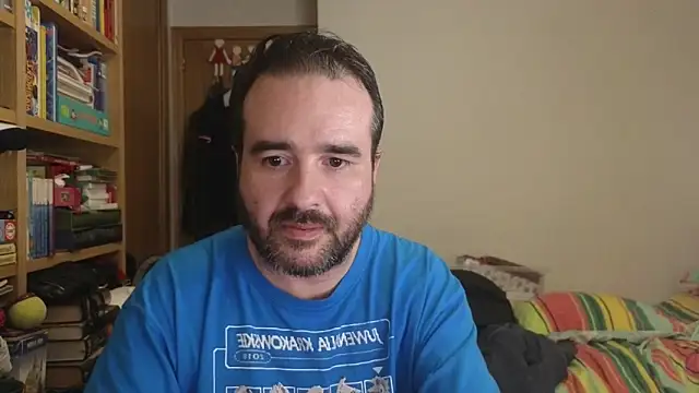 Snapshot of curiosillo83 chatting on 06.06.26 curiosillo83 online show from 06.06.26