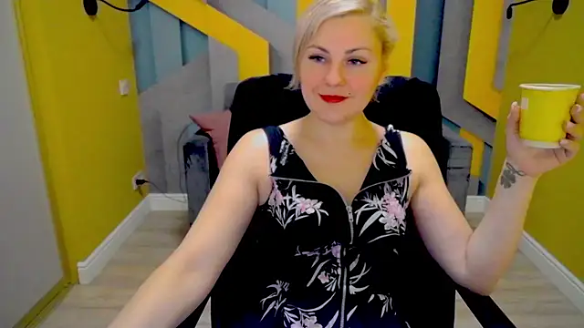 Candy Long online show from 12.03.24