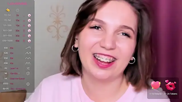 Snapshot of KindHazelHere_ chatting on 02.05.25 KindHazelHere online show from 02.05.25