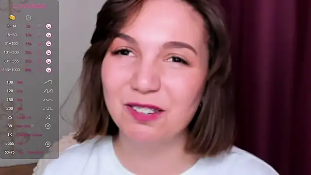 Snapshot of KindHazelHere_ chatting on 02.08.25 KindHazelHere online show from 02.08.25