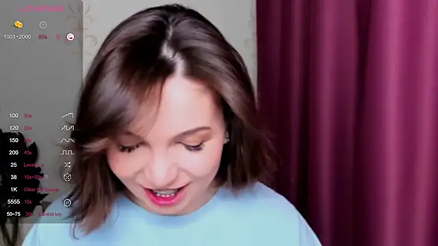 Snapshot of KindHazelHere_ chatting on 02.10.25 KindHazelHere online show from 02.10.25