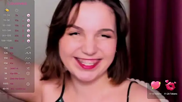 Snapshot of KindHazelHere_ chatting on 02.10.25 KindHazelHere online show from 02.10.25