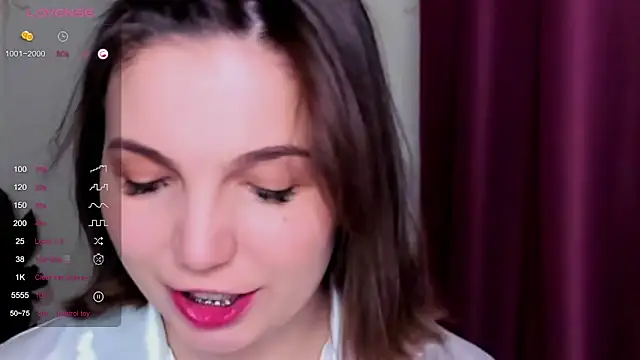 Snapshot of KindHazelHere_ chatting on 02.18.25 KindHazelHere online show from 02.18.25