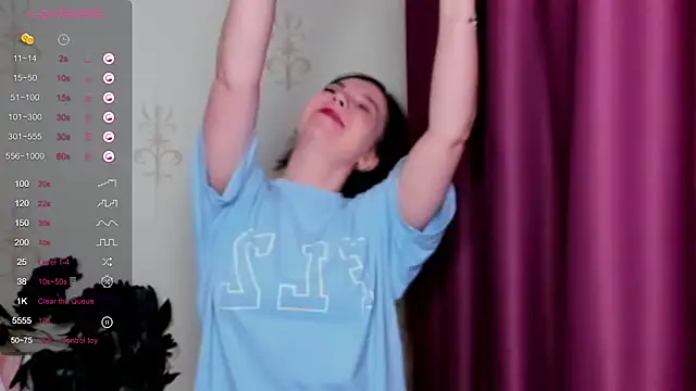 Snapshot of KindHazelHere_ chatting on 02.19.25 KindHazelHere online show from 02.19.25