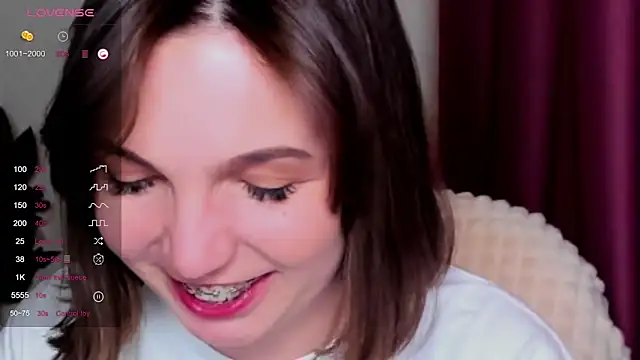 Snapshot of KindHazelHere_ chatting on 02.20.25 KindHazelHere online show from 02.20.25