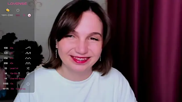 Snapshot of KindHazelHere_ chatting on 02.20.25 KindHazelHere online show from 02.20.25